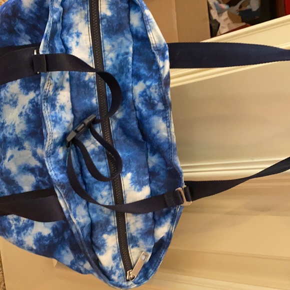 Live free tote - Picture 4 of 10